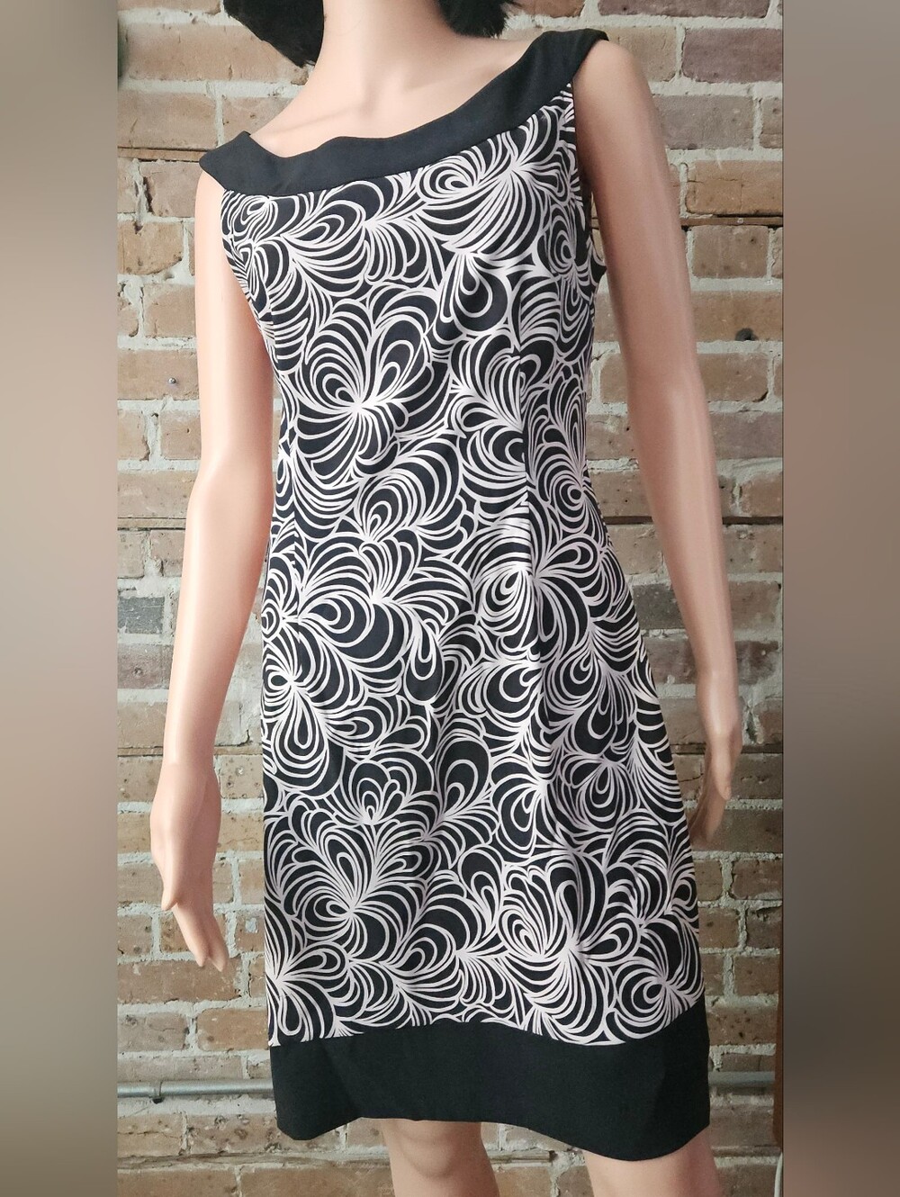 Connected Apparel Black & Blush Zendoodle Pattern, Sleeveless Mini Dress